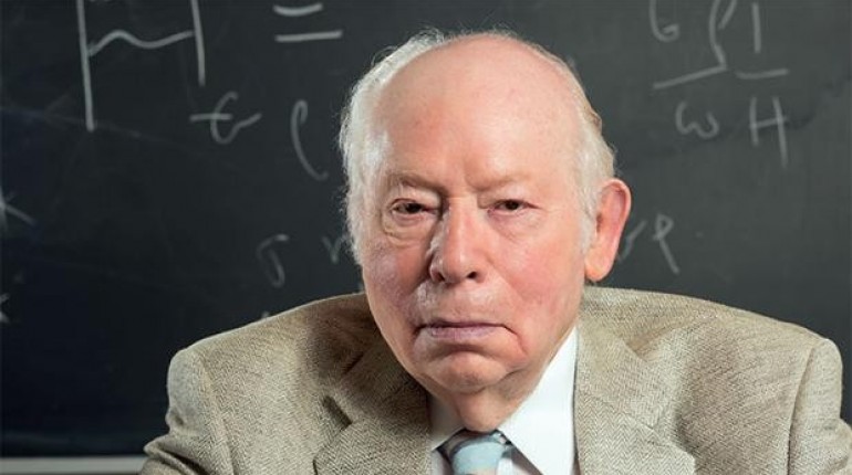 Muere Steven Weinberg, uno de los padres de la Física moderna