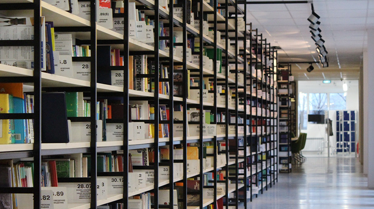 Políticas para apoyar las publicaciones científicas: reflexión sobre datos de subrepresentación de la autoría femenina colombiana